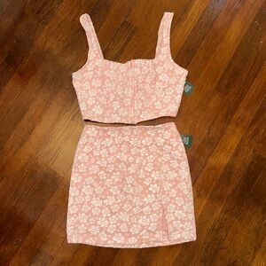 NWT Pink Floral Matching Skirt Set Corset Top Size 0 Medium
